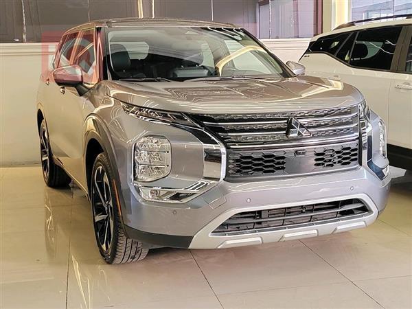 Mitsubishi for sale in Iraq